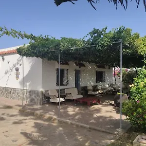 Encantadora Con Gran Porche Apartamento